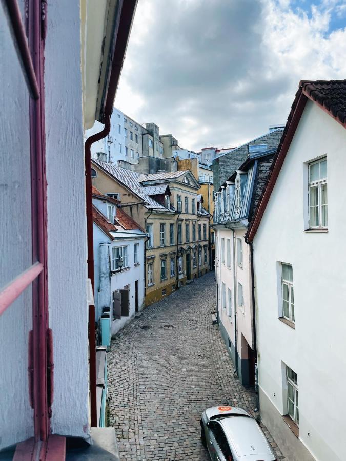 Cozy Apartment In Tallinn Old Town, Great Location Exterior photo